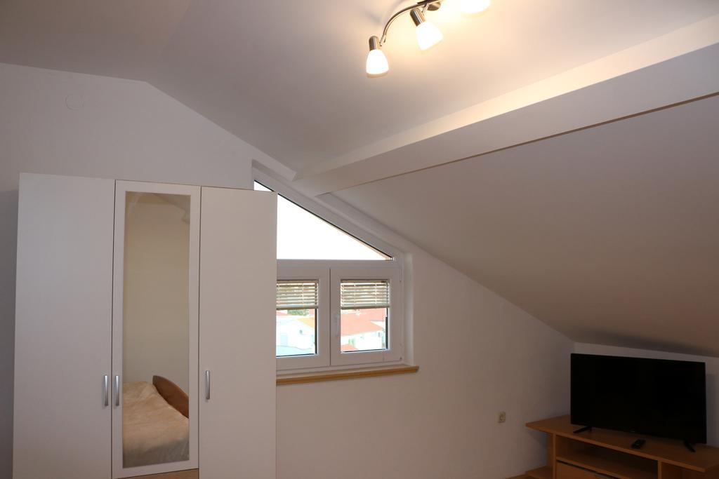 Apartment Toni Privlacka 32 Zára Kültér fotó